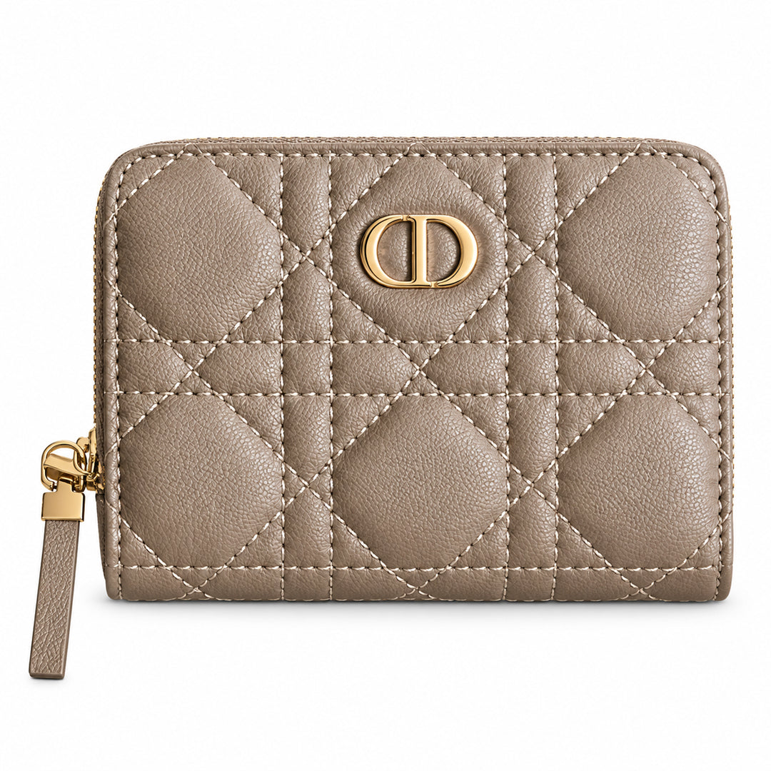 D Caro Scarlet Wallet