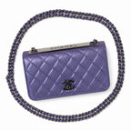 Luna Luxe Quilted Chain Shoulder Bag