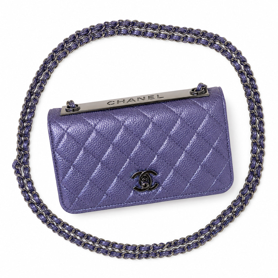 Luna Luxe Quilted Chain Shoulder Bag